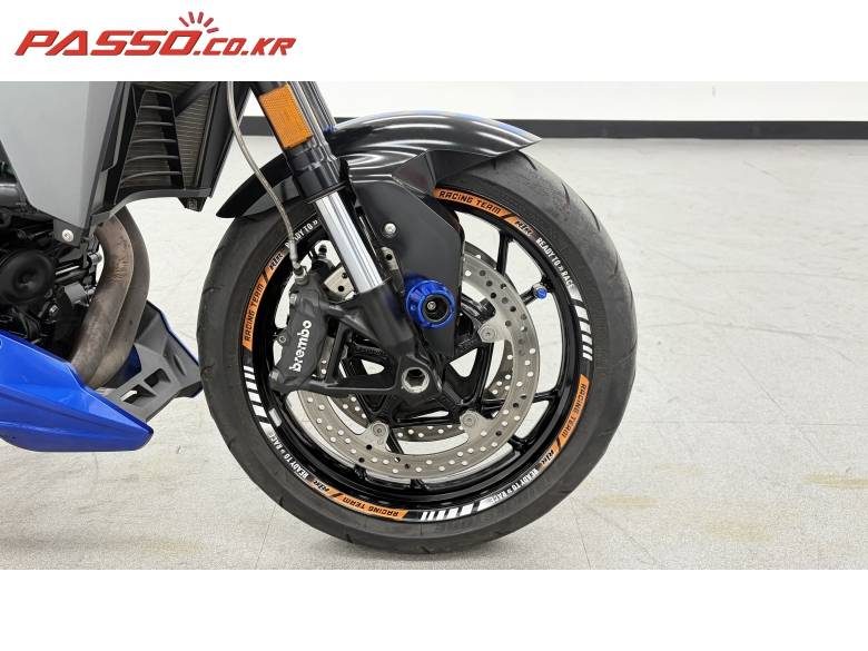 BMW F900R