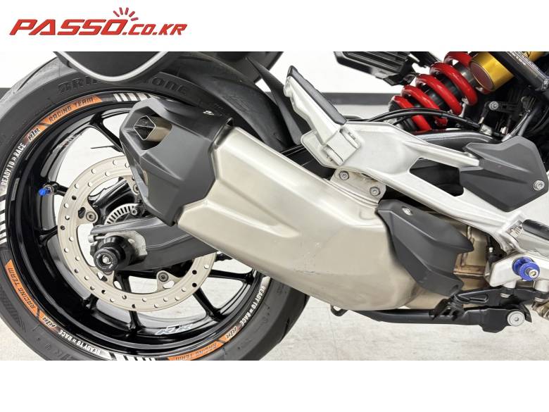 BMW F900R