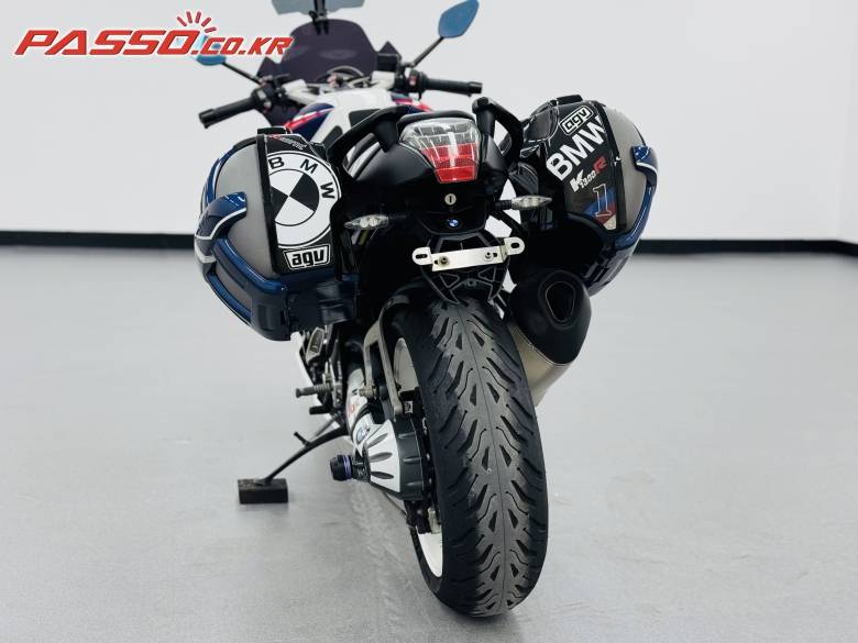 BMW K1300 R
