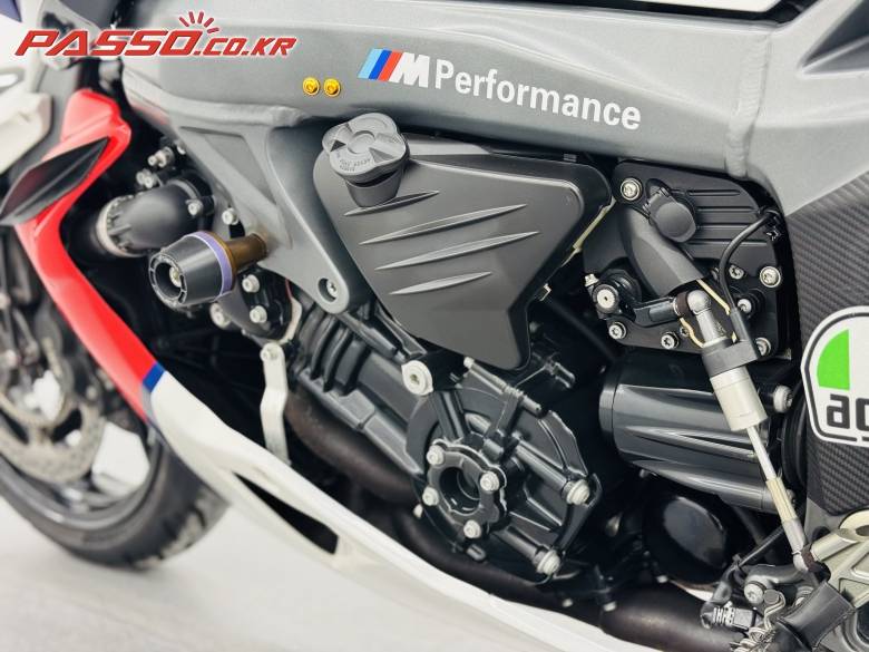 BMW K1300 R