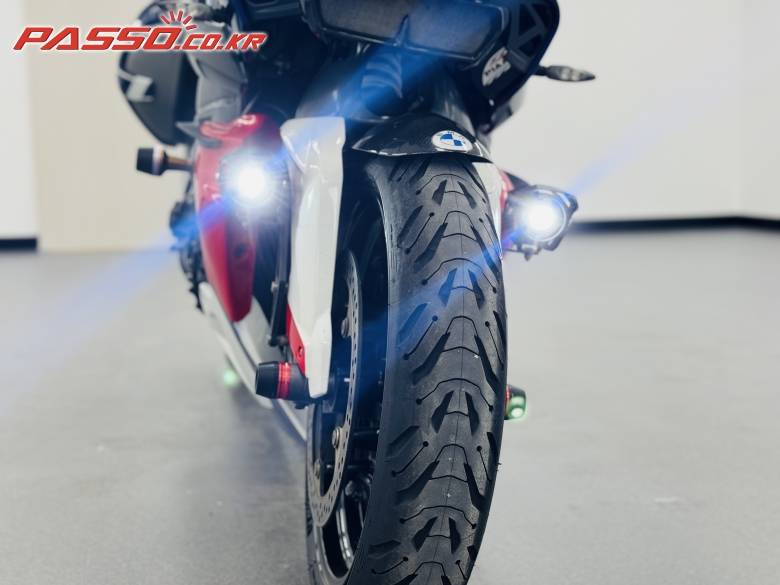 BMW K1300 R