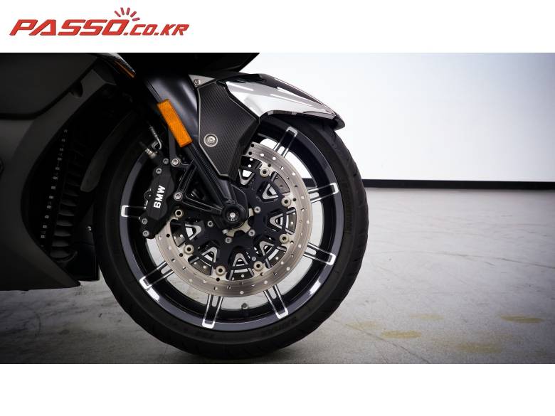 BMW K1600GTL
