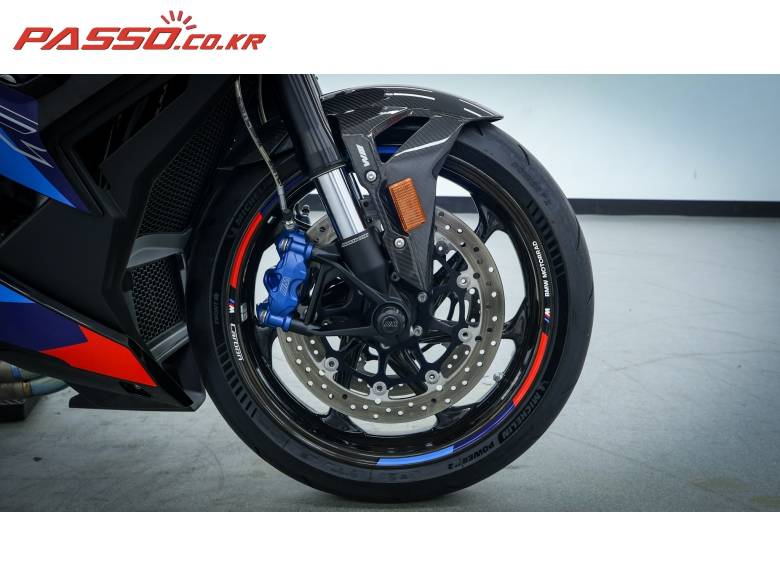 BMW M1000R 컴페티션