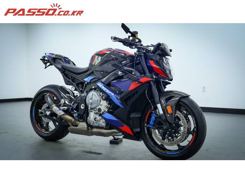 BMW M1000R 컴페티션