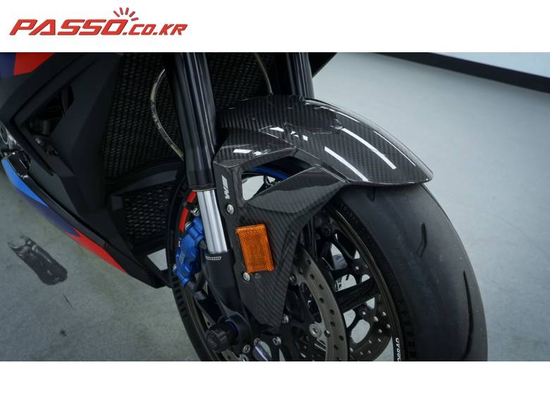 BMW M1000R 컴페티션