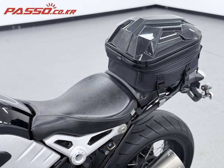BMW R 나인 T