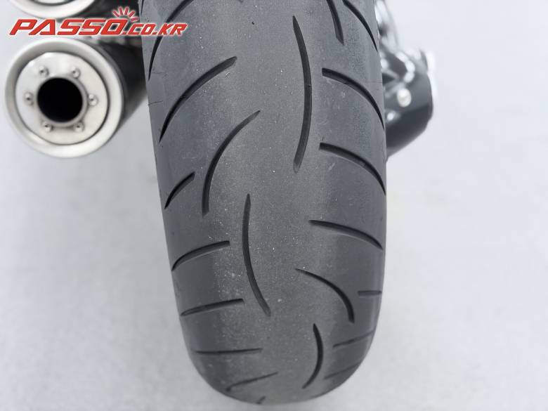 BMW R 나인 T