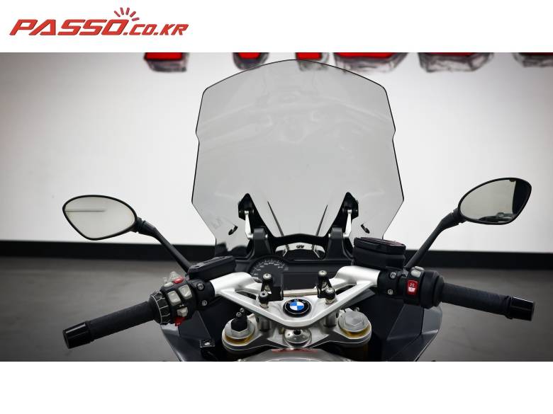 BMW R1200RS