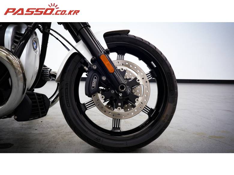 BMW R18 클래식 719 에디션