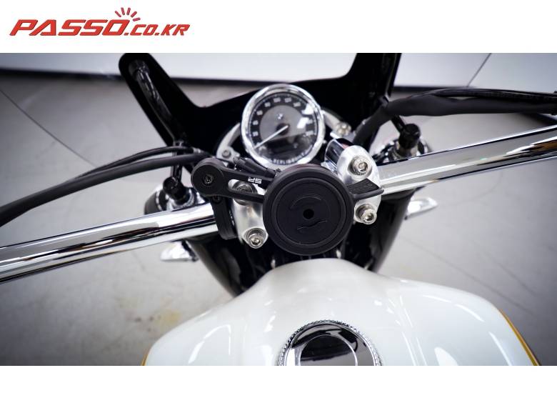 BMW R18 클래식 719 에디션