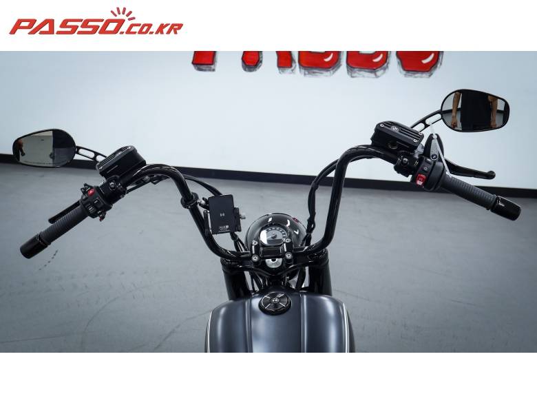 BMW R18