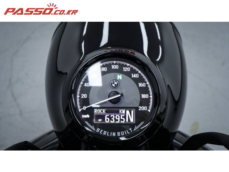 BMW R18