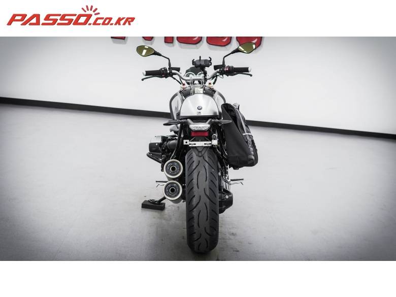 BMW R나인T