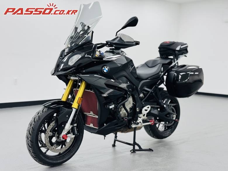 BMW S1000 XR