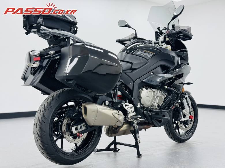 BMW S1000 XR