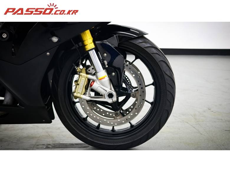 BMW S1000RR