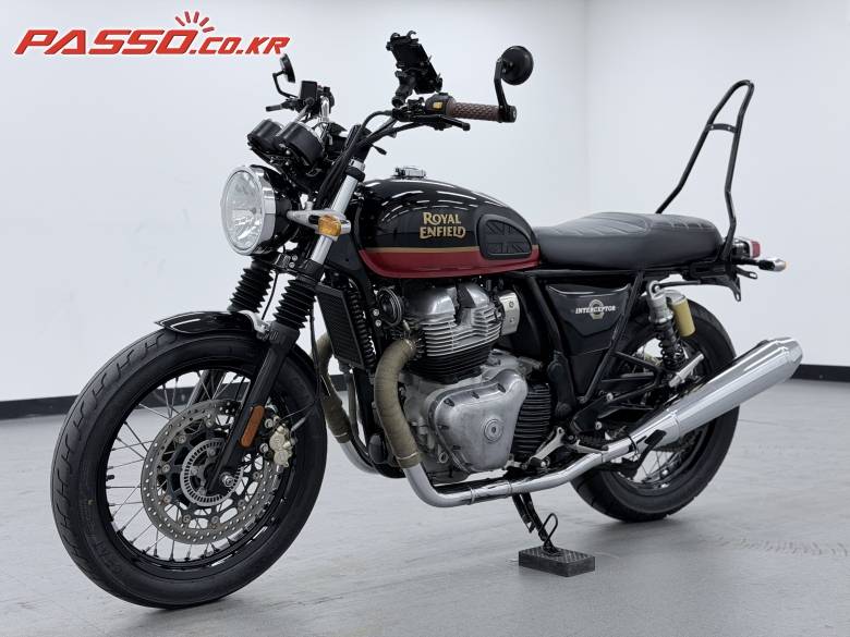 로얄엔필드 인터셉터650