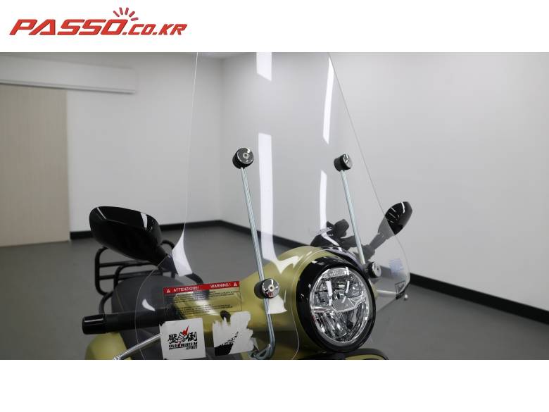 베스파 GTS125 슈퍼 스포츠 ABS