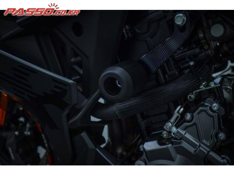 스즈키 GSX - 8 R