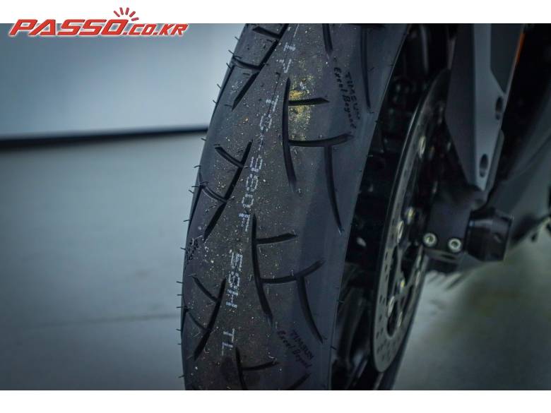 스즈키 GSX - 8 R