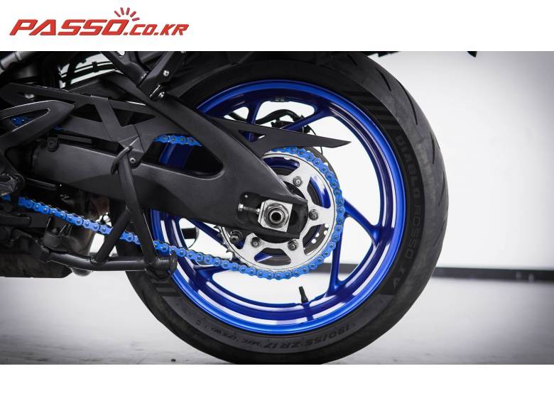 스즈키 GSX S1000 GX