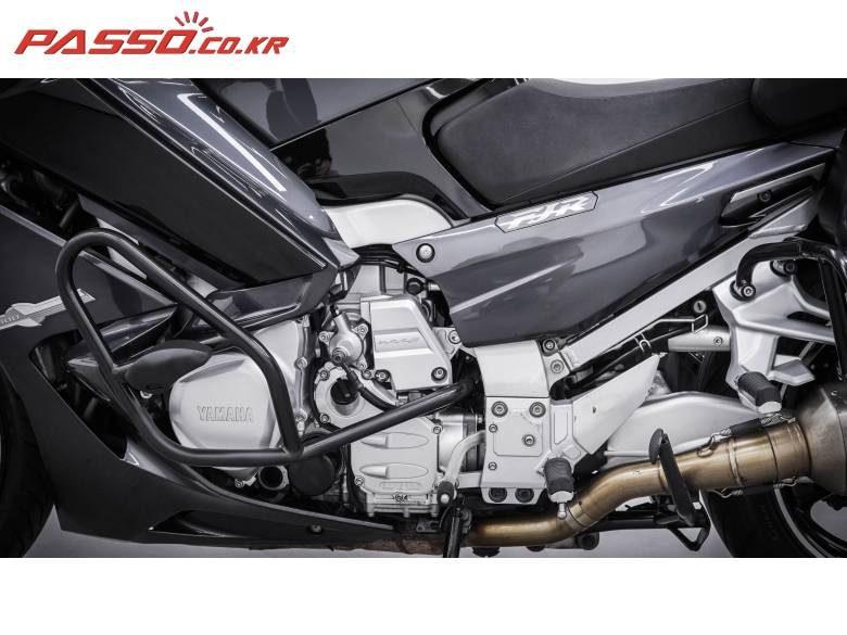 야마하 FJR1300 AS