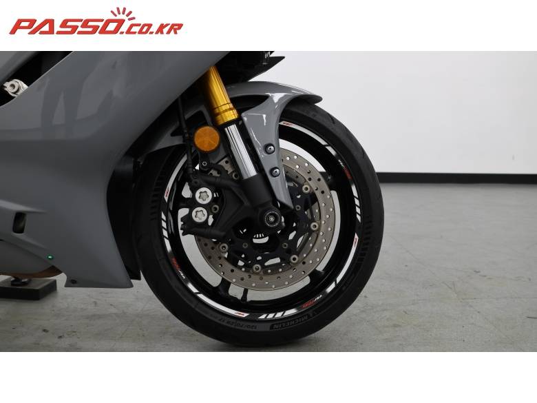 야마하 R6
