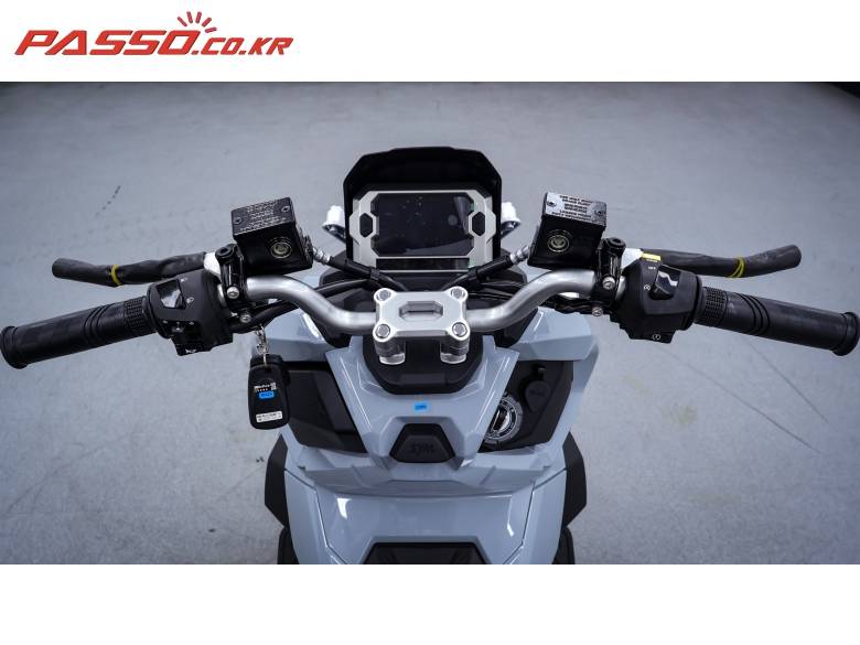 허스키 ADV 125