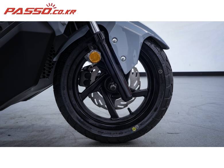 허스키 ADV 125